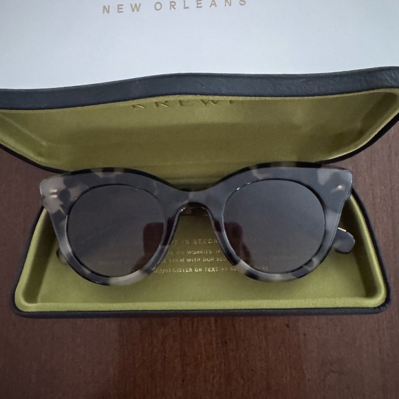 KREWE Polarized Olivia - Malt Sunglasses - Picture 10 of 13